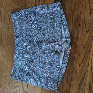 Women's Express black and white paisley shorts size 4